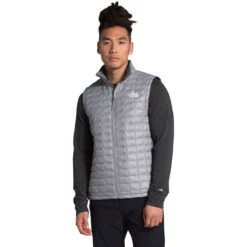 The North Face Men's Thermoball Eco Vest 5 The North Face Men's Thermoball Eco Vest -Urban Trail Sales Store NF0A3Y3O YAP hero