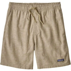 Patagonia Men's Baggies Naturals -Urban Trail Sales Store WBS19 58056 CYMK cd4af88a a79d 4956 a8e3 01cc48c00139